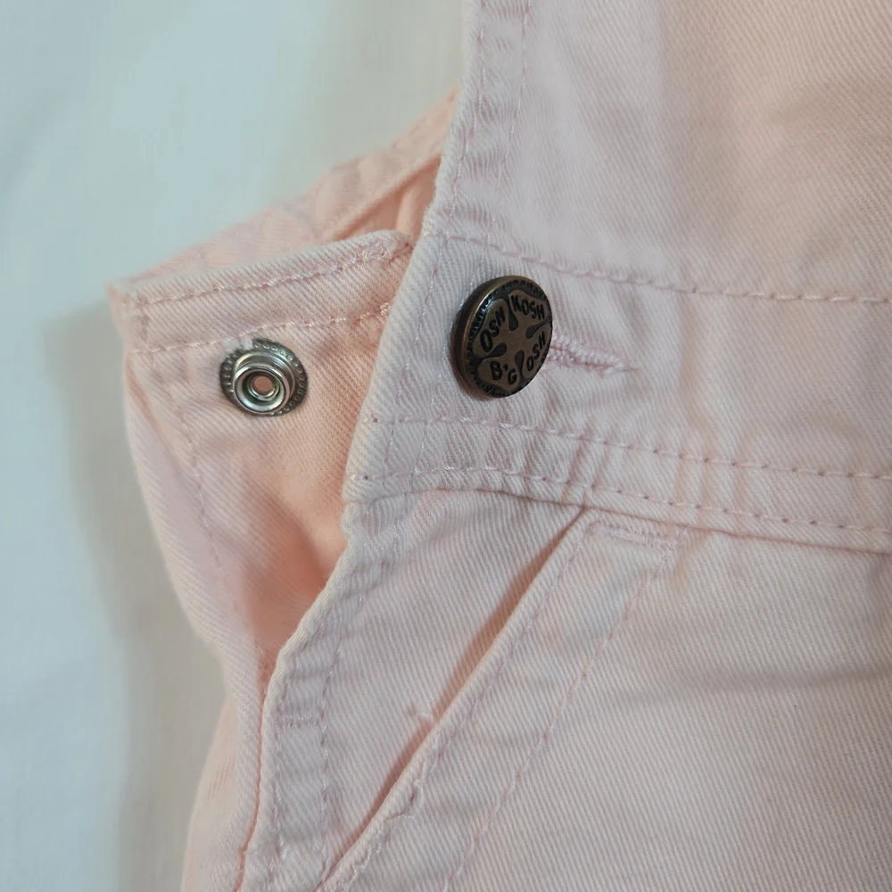 OshKosh B'gosh Baby Girl Light‎ Pink Heart Pocket Adjustable Straps Overalls 18M